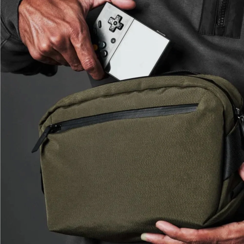 NWT ALPAKA Go Sling Mini V2 - Army Green with Fidlock - Picture 3 of 14